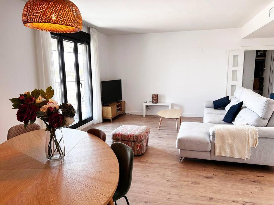 Apartamento De Cuatro Habitaciones En Talavera Talavera de la Reina Exterior foto